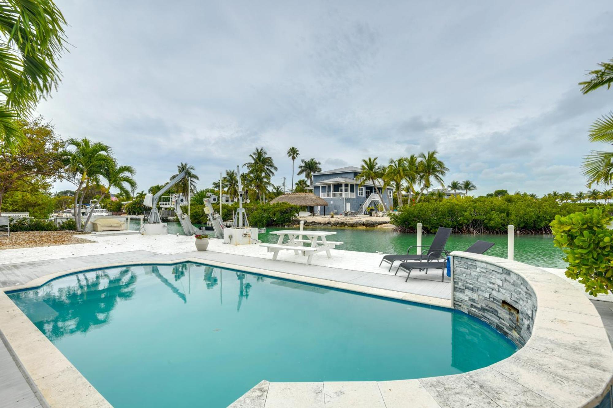 Dock And Balcony Serene Big Coppitt Key Escape